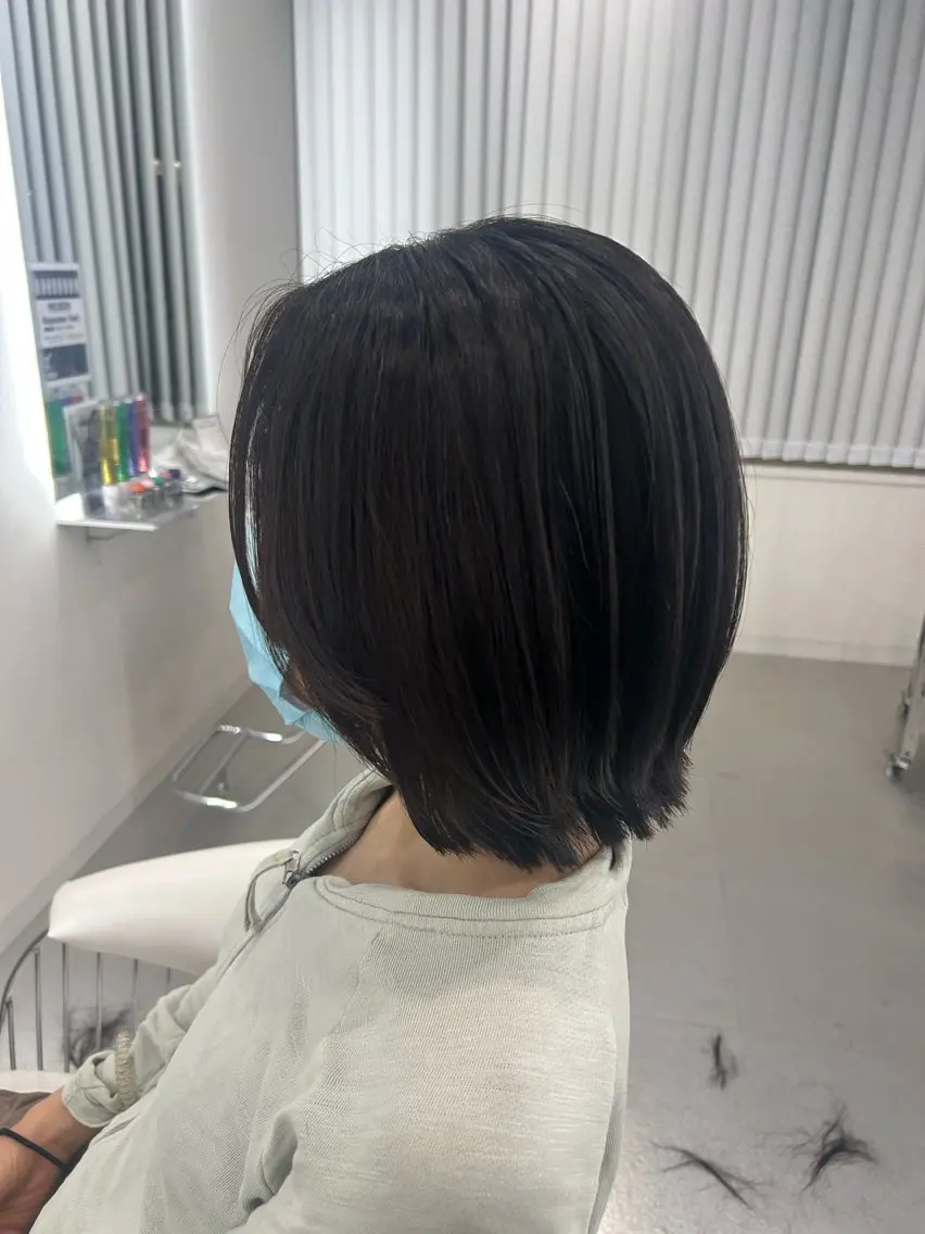 ミディアム ボブレイヤー ボブ レイヤーカット カット あやめ🪽 オリーブ/ハイトーンのヘアスタイル