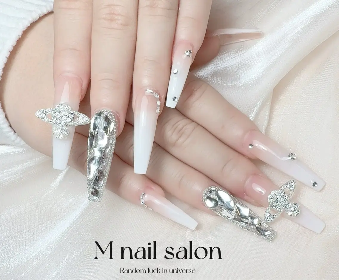 ネイル ハンドネイル M🌷nail 長さだし専門店のネイルデザイン