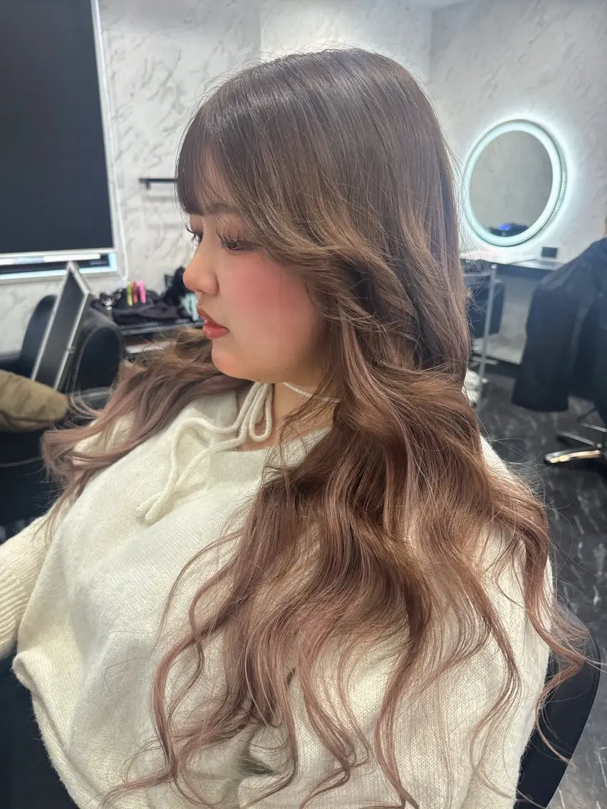 ロング LOHAS Kanaのヘアスタイル