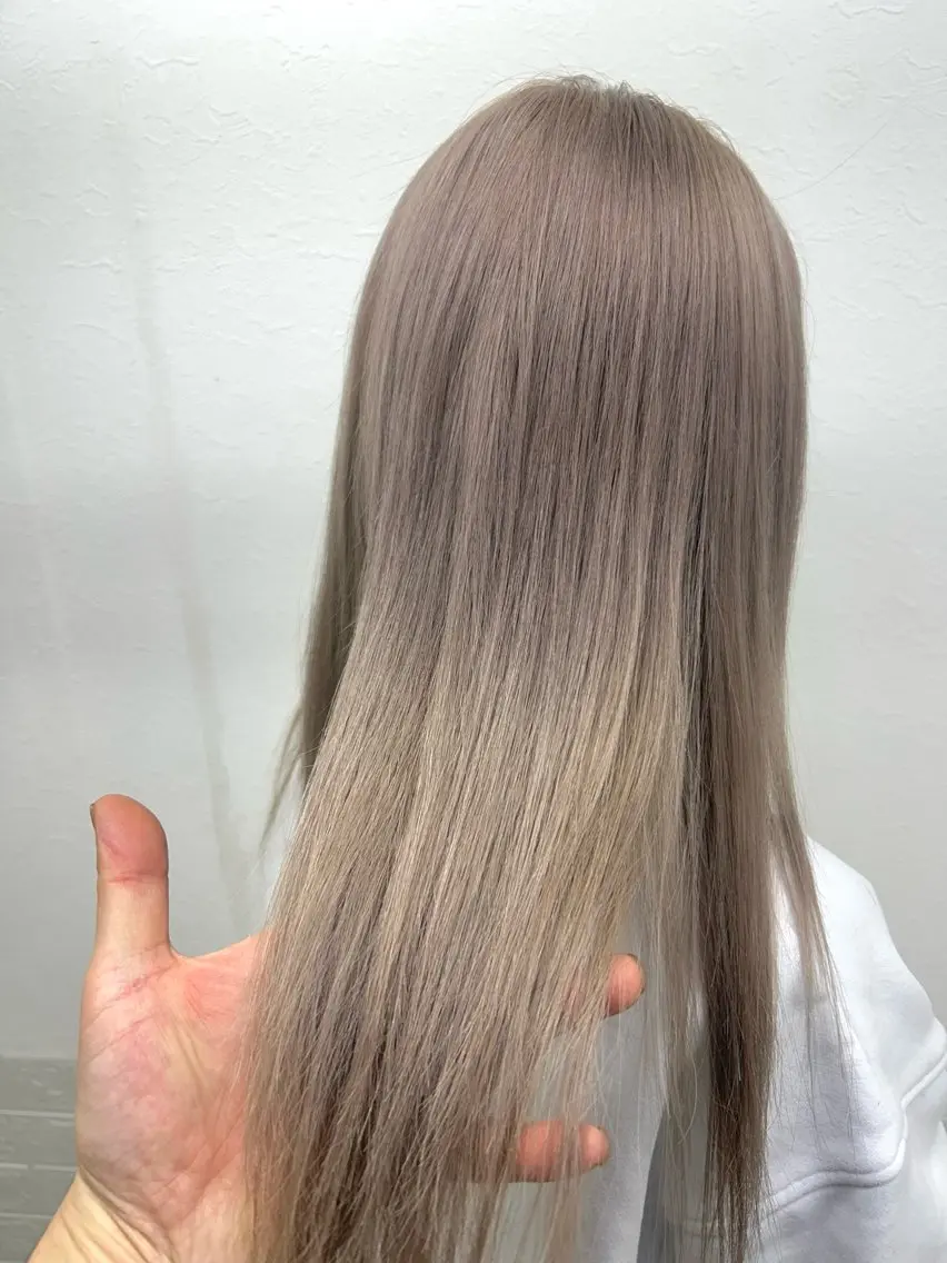 カラー 最高級エクステ /羽エクステ白石宇由のヘアスタイル