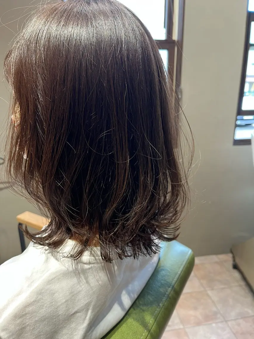 ミディアム 顔周りカット レイヤーカット 小川 りえのヘアスタイル