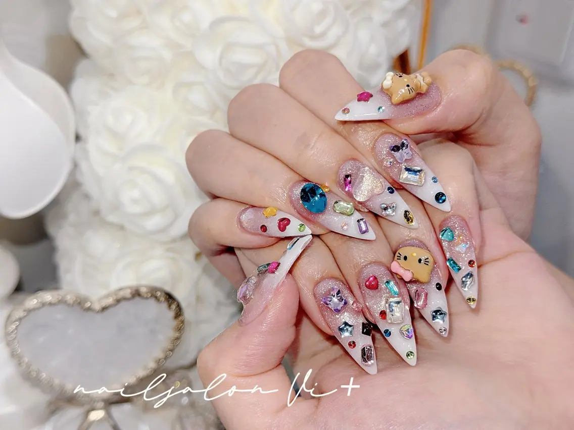 ネイル ハンドネイル ✨Nailsalon Vi+✨のネイルデザイン