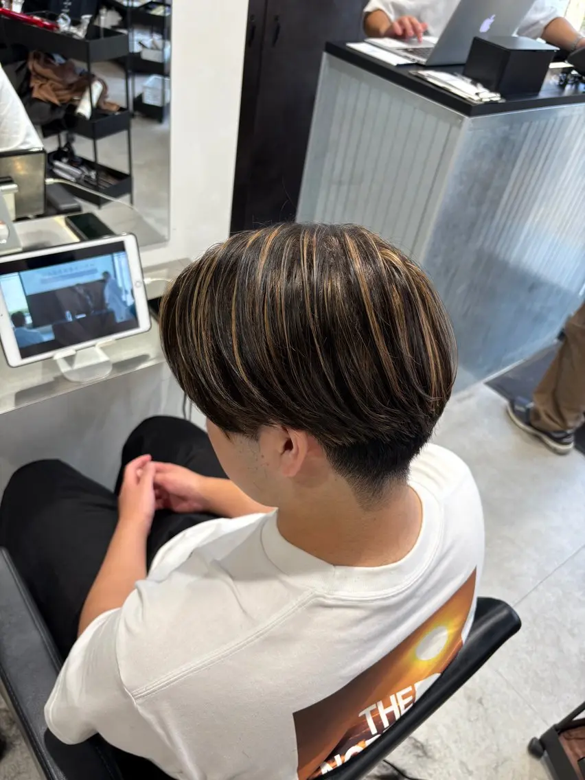 メンズ メンズハイライト ヘアカラー トリートメント MIHO☾·̩͙⋆ Kroのヘアスタイル