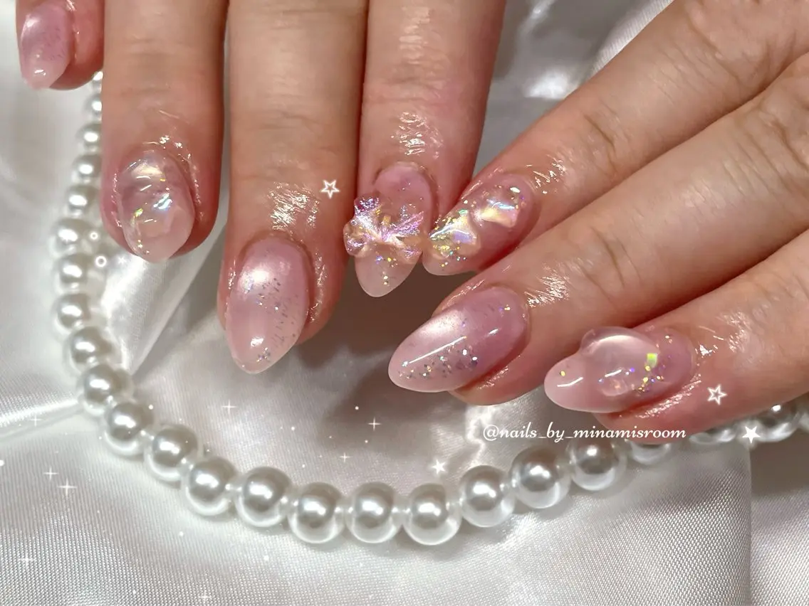 ネイル ハンドネイル フットネイル 志賀 美南のネイルデザイン
