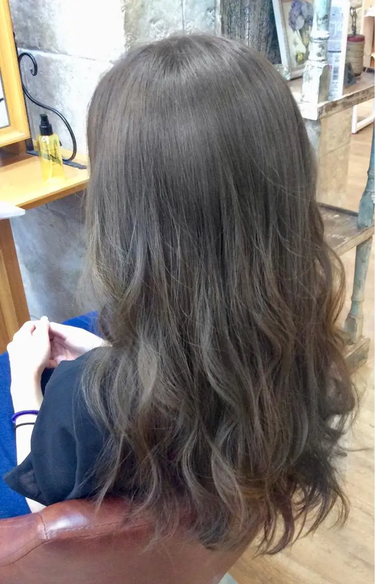🌹高発色🌹イルミナorアディクシーカラー+似合わせカットの写真