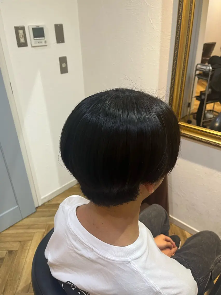 カラー 黒髪 ブルーカラー ブルーブラック カラーモデル募集中 natsukiのヘアスタイル