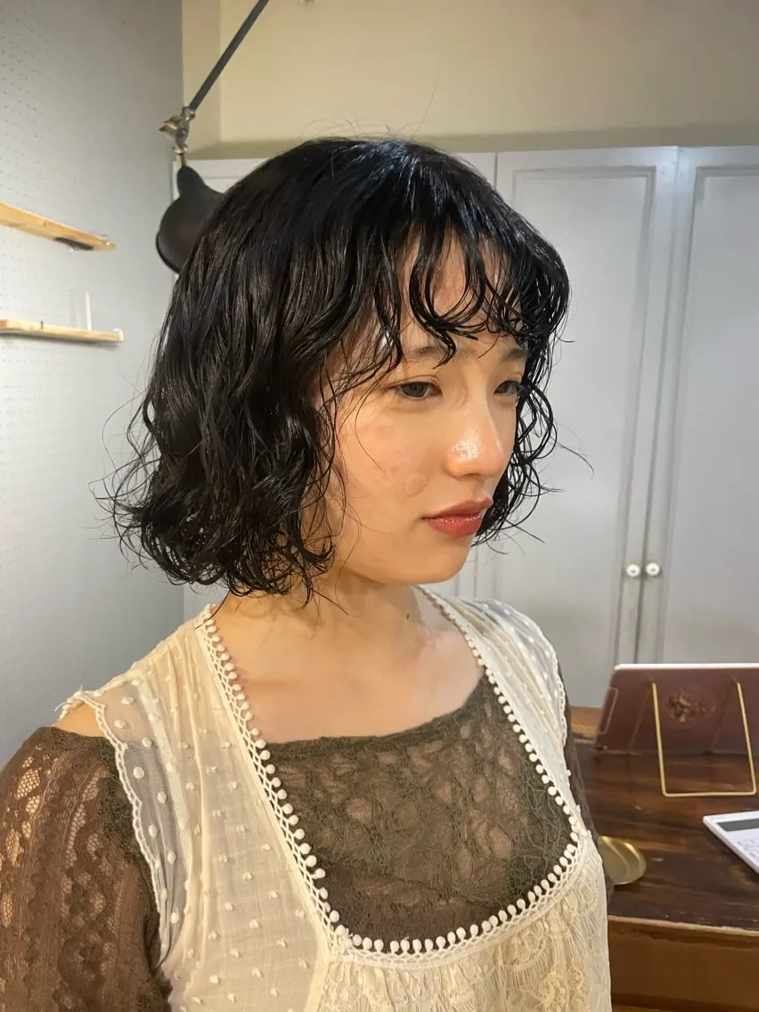 ミディアム パーマ カット パーマ 🤩噂のMr.髪ポジ ティブ®️yu🤩のヘアスタイル