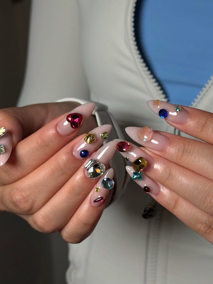 ネイル アートネイル フレンチネイル ジェルネイル キラキラネイル 韓国ネイル ハンドネイル ICE Nailsのネイルデザイン