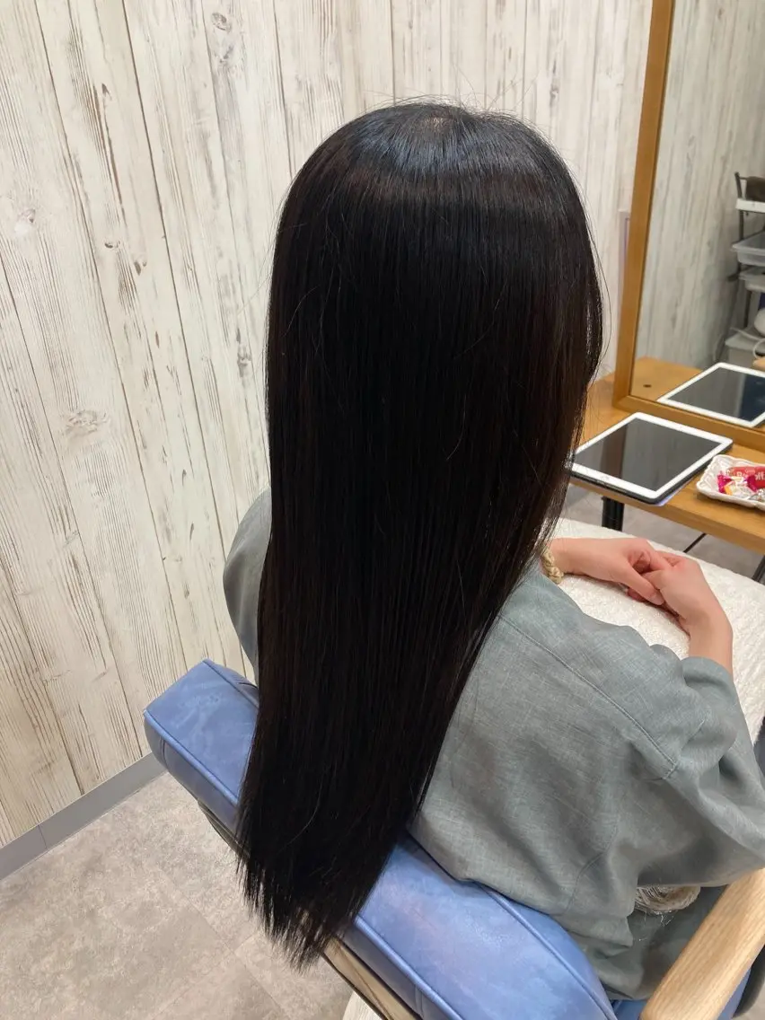 ロング 暖色カラー💞 菊地しおんのヘアスタイル