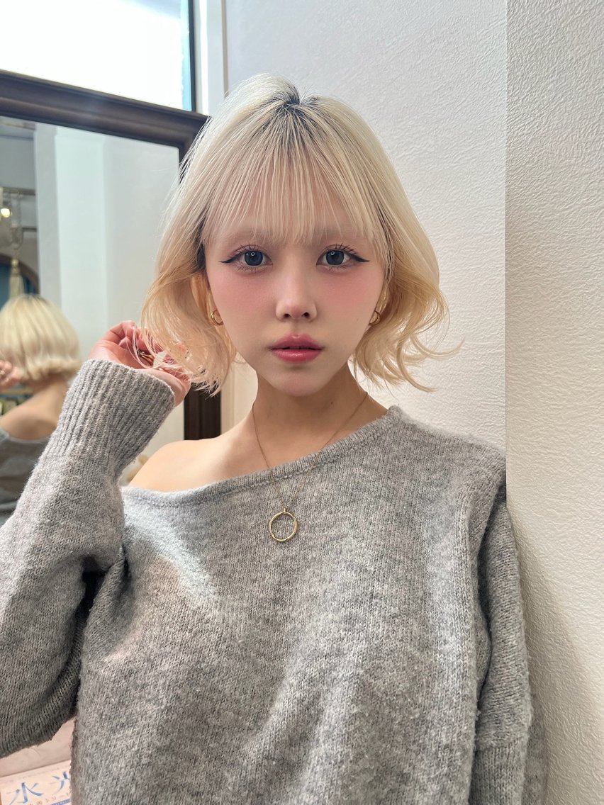 ショート カラー カット ヘアカラー 🤍レイヤー/ 縮毛矯正🖤菊池瑛士のヘアスタイル