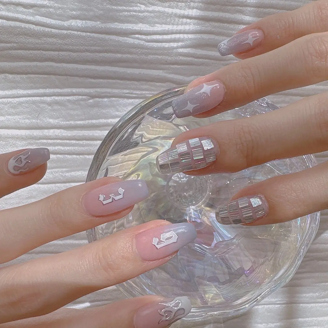 ネイル ハンドネイル lili.nail y2k/長さ出しのネイルデザイン