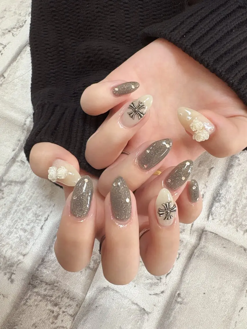 ネイル ハンドネイル 💅ネイルハウス🏡 🎀TOMO🎀のネイルデザイン