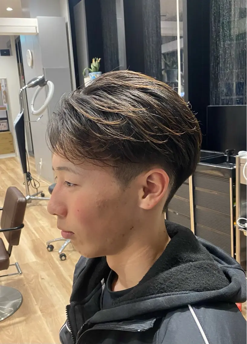 men'sカット＋パーマ＋眉毛カットの写真