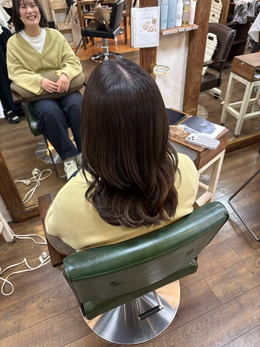 セミロング カラー ブラウンカラー オリーブブラウン カット ヘアカラー 元山 透明感艶カラー 🌻レイヤーカットのヘアスタイル