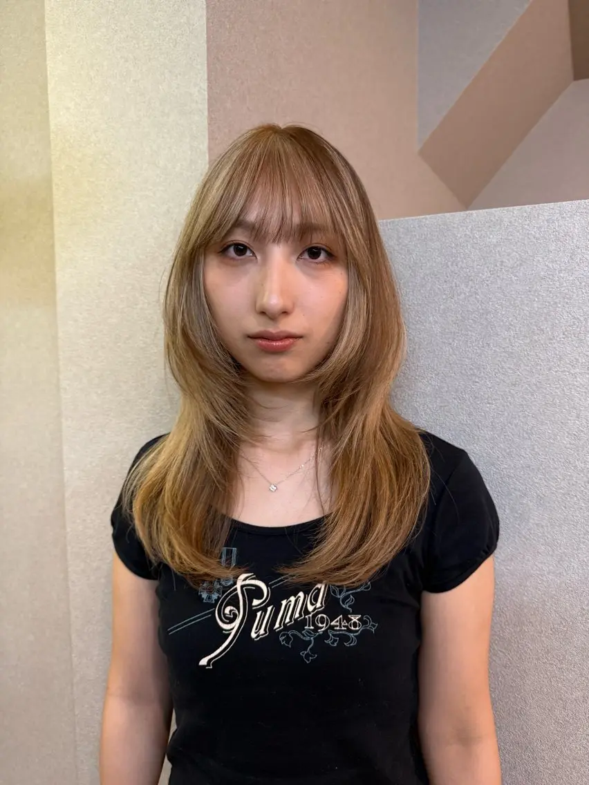 ロング カラー レイヤーカット Fujii Naoのヘアスタイル