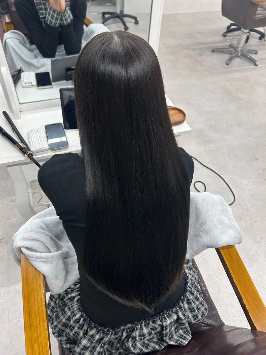 ロング ヘアカラー 🎀ブリーチカラー 🎀なつのヘアスタイル