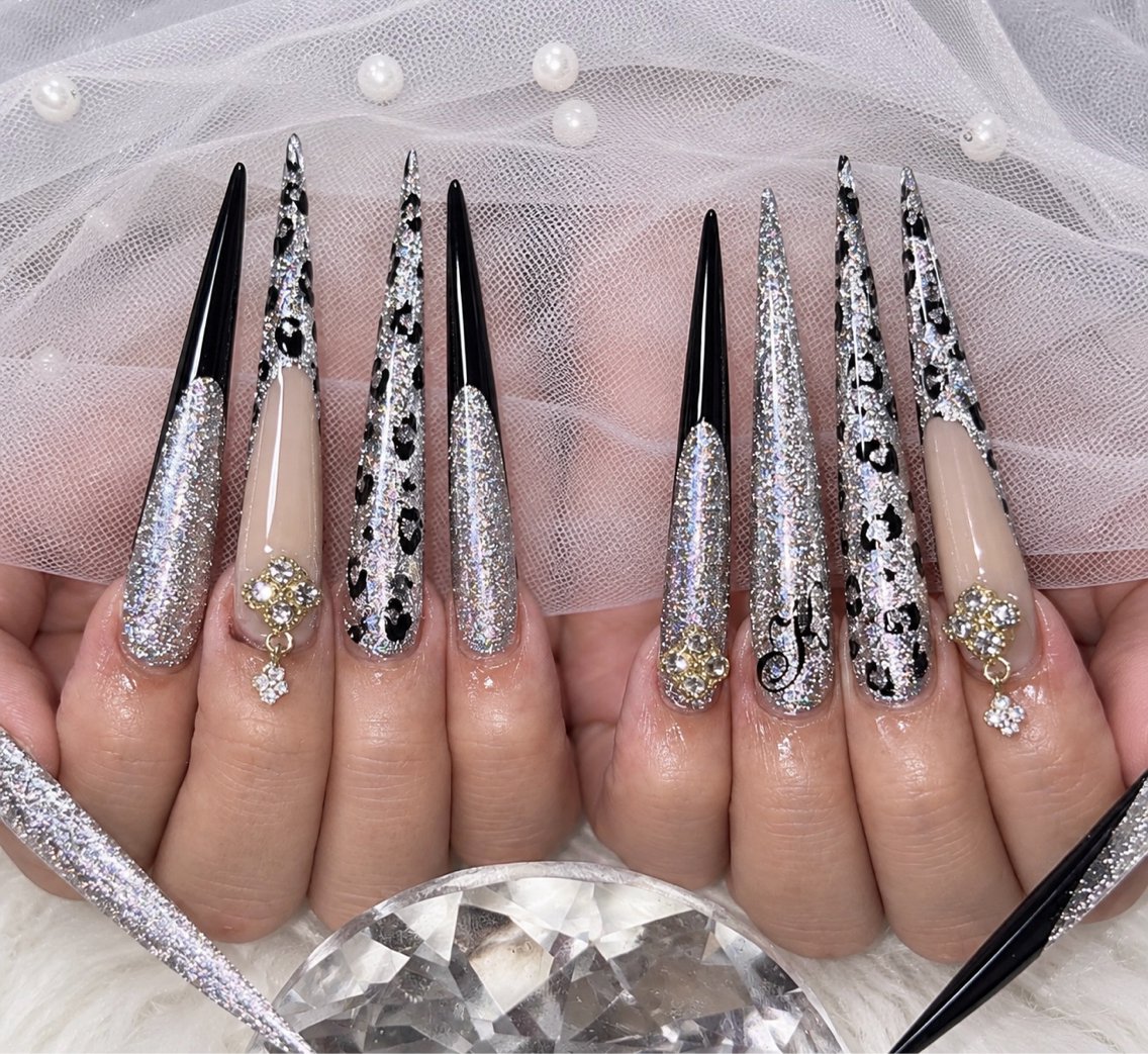 ネイル アートネイル オーロラネイル チークネイル 長さ出し フットネイル ハンドネイル Chan nailsのネイルデザイン