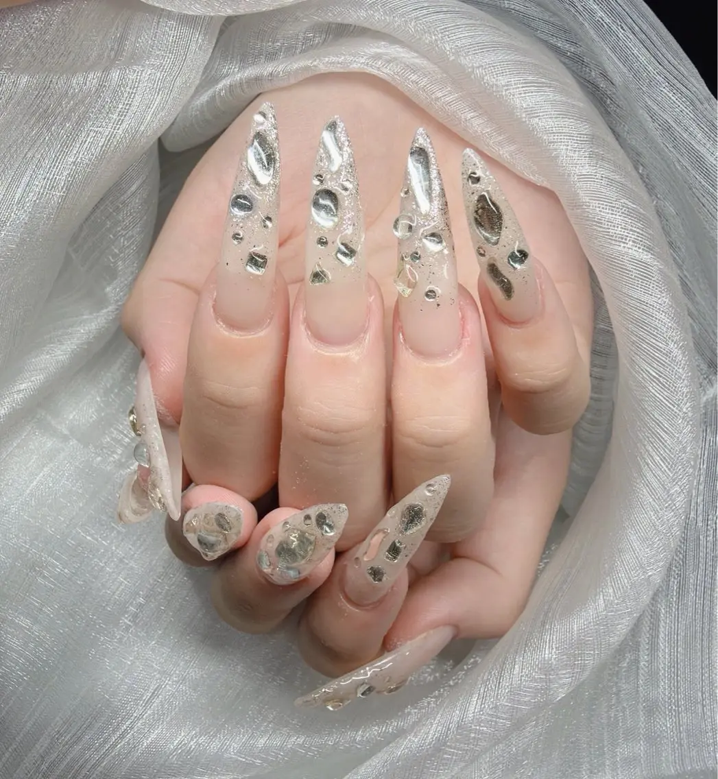ネイル ハンドネイル Lee Nailsのネイルデザイン