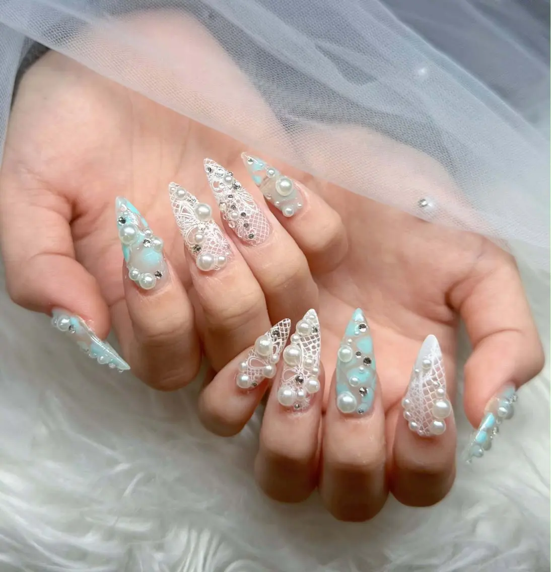 ネイル チークネイル フレンチネイル キラキラネイル 韓国ネイル マグネットネイル ハンドネイル yuuna hbabynailのネイルデザイン