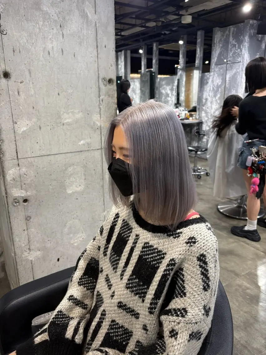 ショート カラー ヘアカラー ハイトーン 横浜💞ミオのヘアスタイル