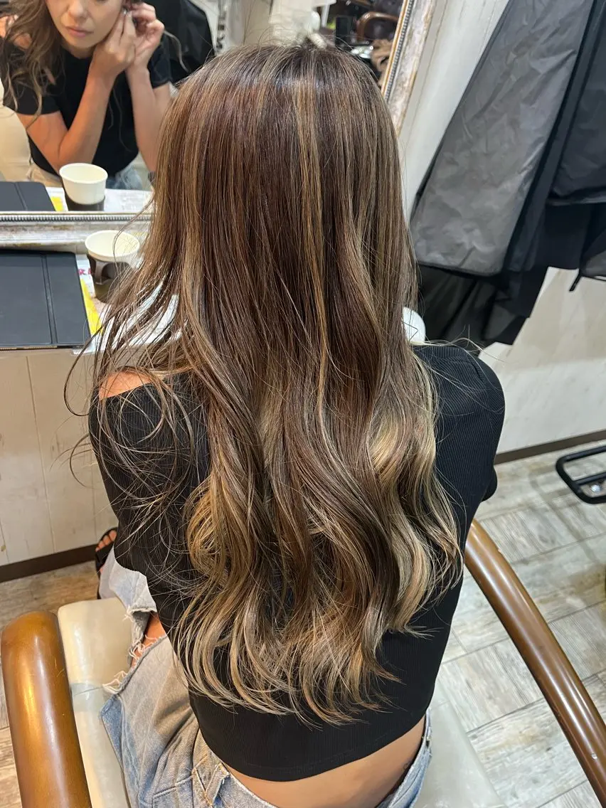 ロング キンサダ ワンリダのヘアスタイル