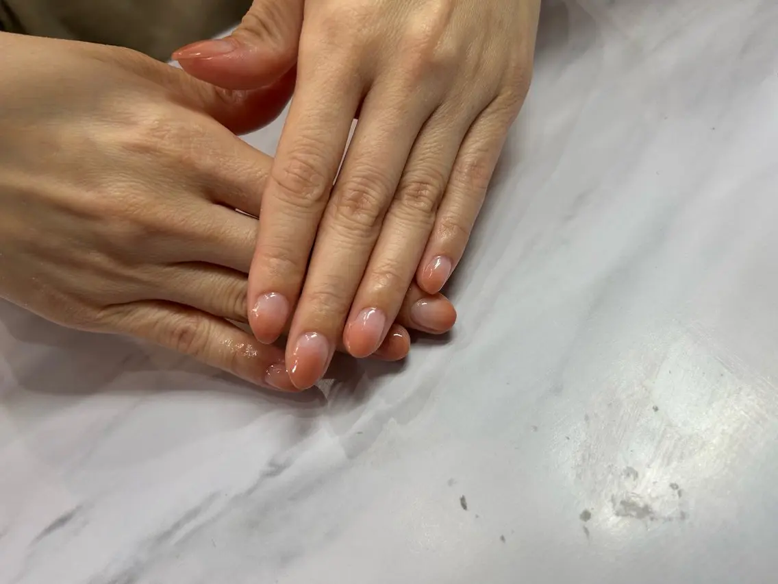 ネイル グラデーション N. kurumiのネイルデザイン
