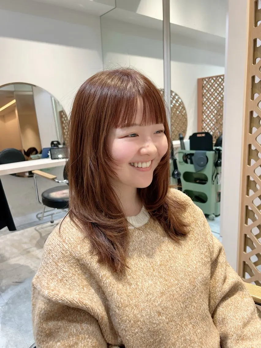 セミロング カラー 透明感カラー オレンジ レイヤーカット カット ヘアカラー マンツーマン施術✂︎ machikaのヘアスタイル