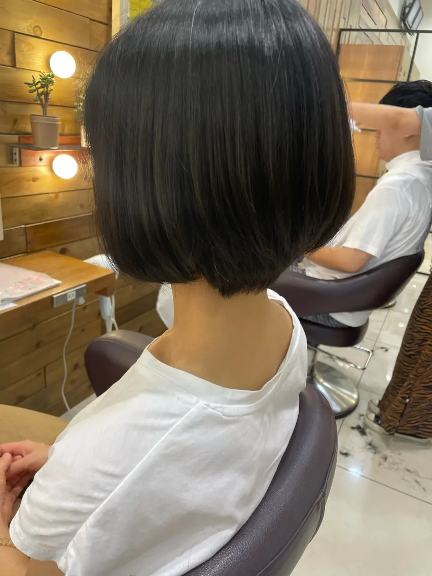 ショート カット ちぐさ/暖色/ ワンカラー🤍のヘアスタイル