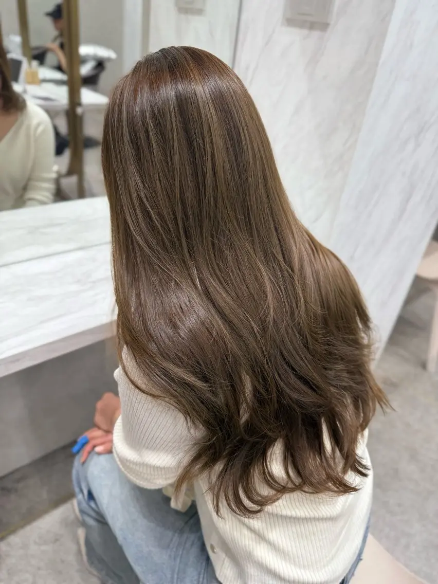 ロング カラー カット ヘアカラー トリートメント レイヤーダブルカラー KYONのヘアスタイル