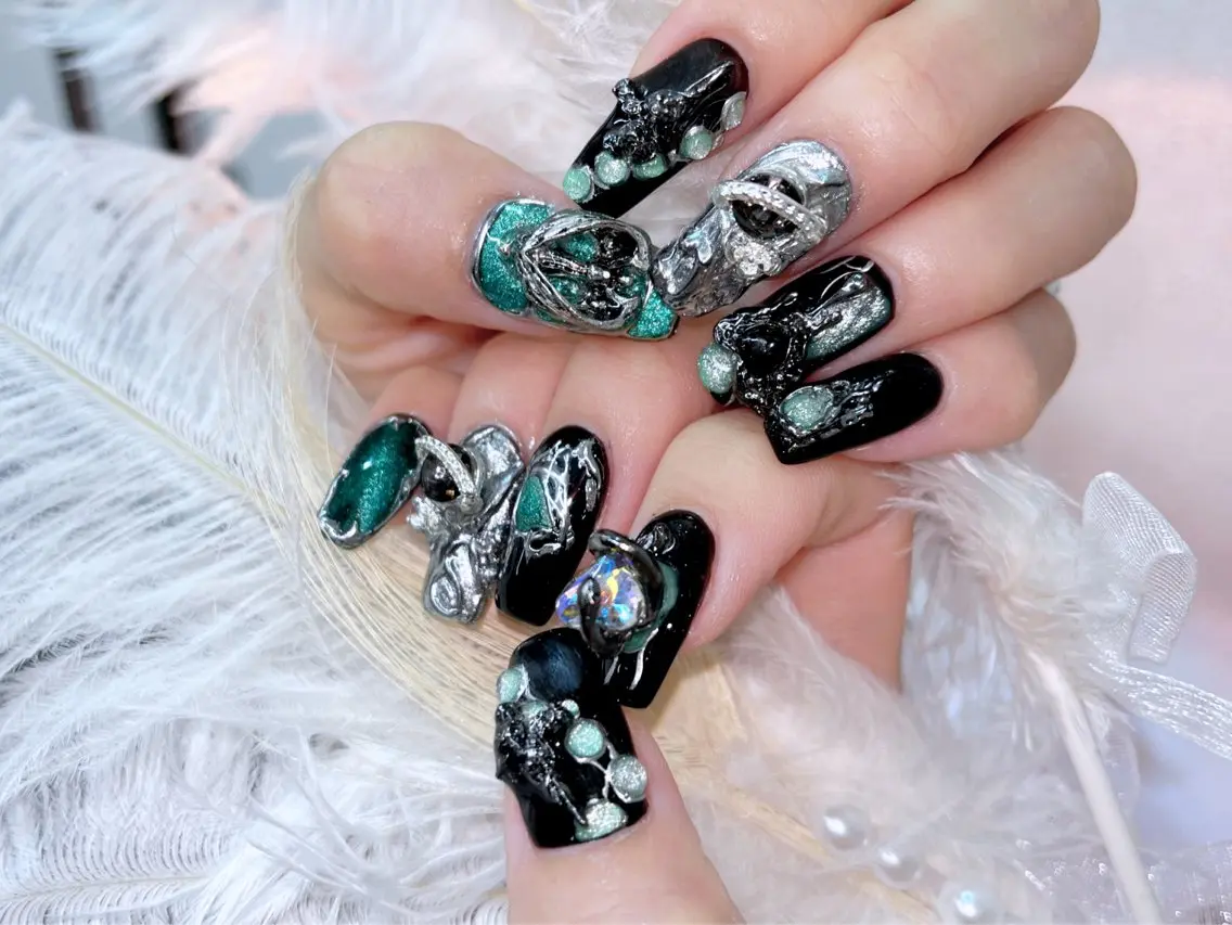 ネイル Glow Nail スカルプ専門店のネイルデザイン