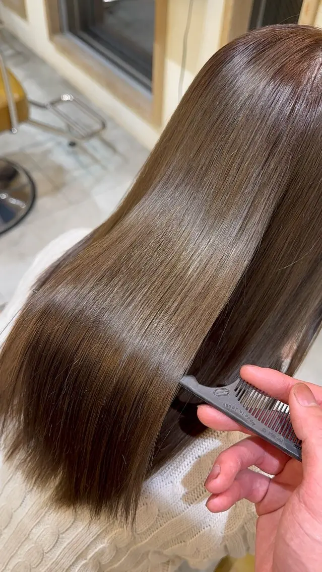 ミディアム カラー ブラウンカラー オリーブブラウン カット ヘアカラー トリートメント レイヤー👾ハイトー ンカラー👾ユースケのヘアスタイル