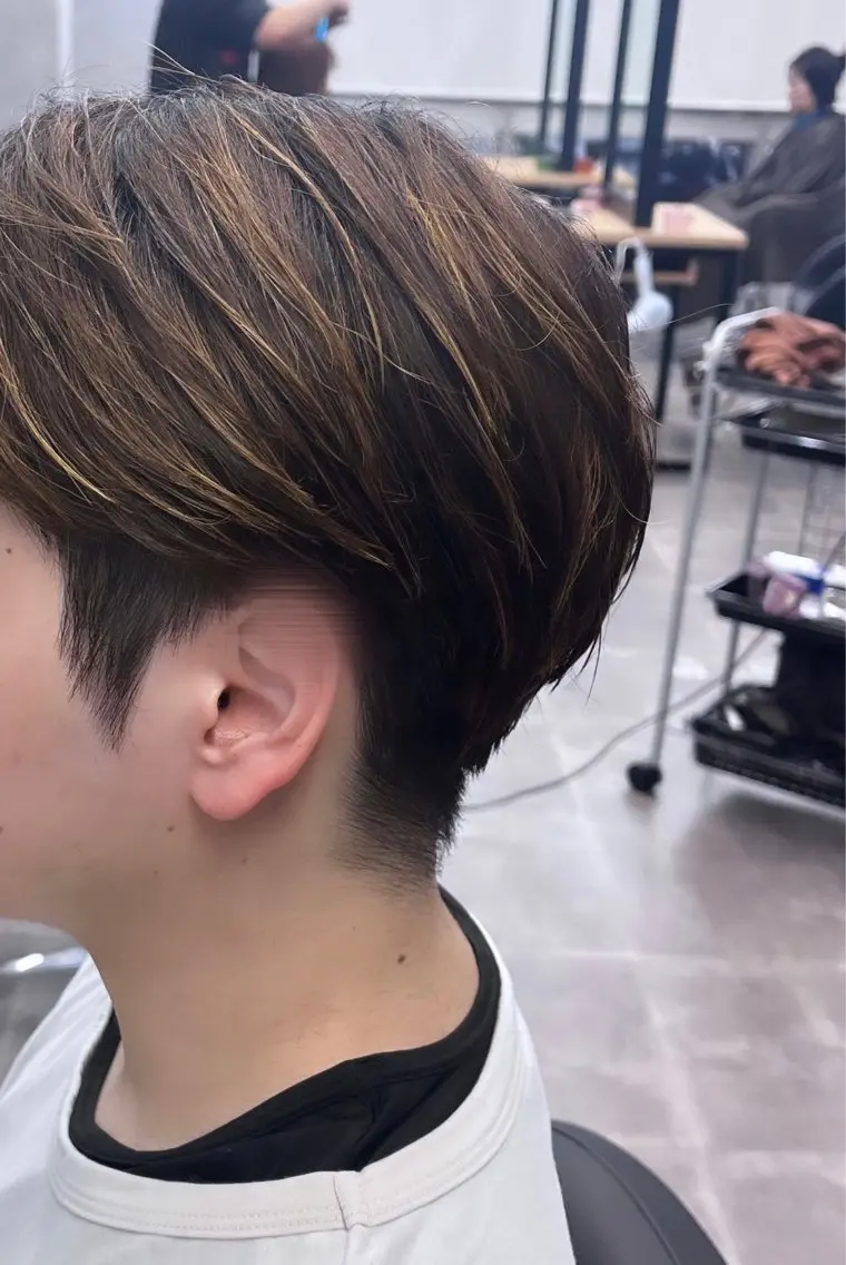 メンズ メンズハイライト メンズ韓国風 カット 熊谷 有紗のヘアスタイル