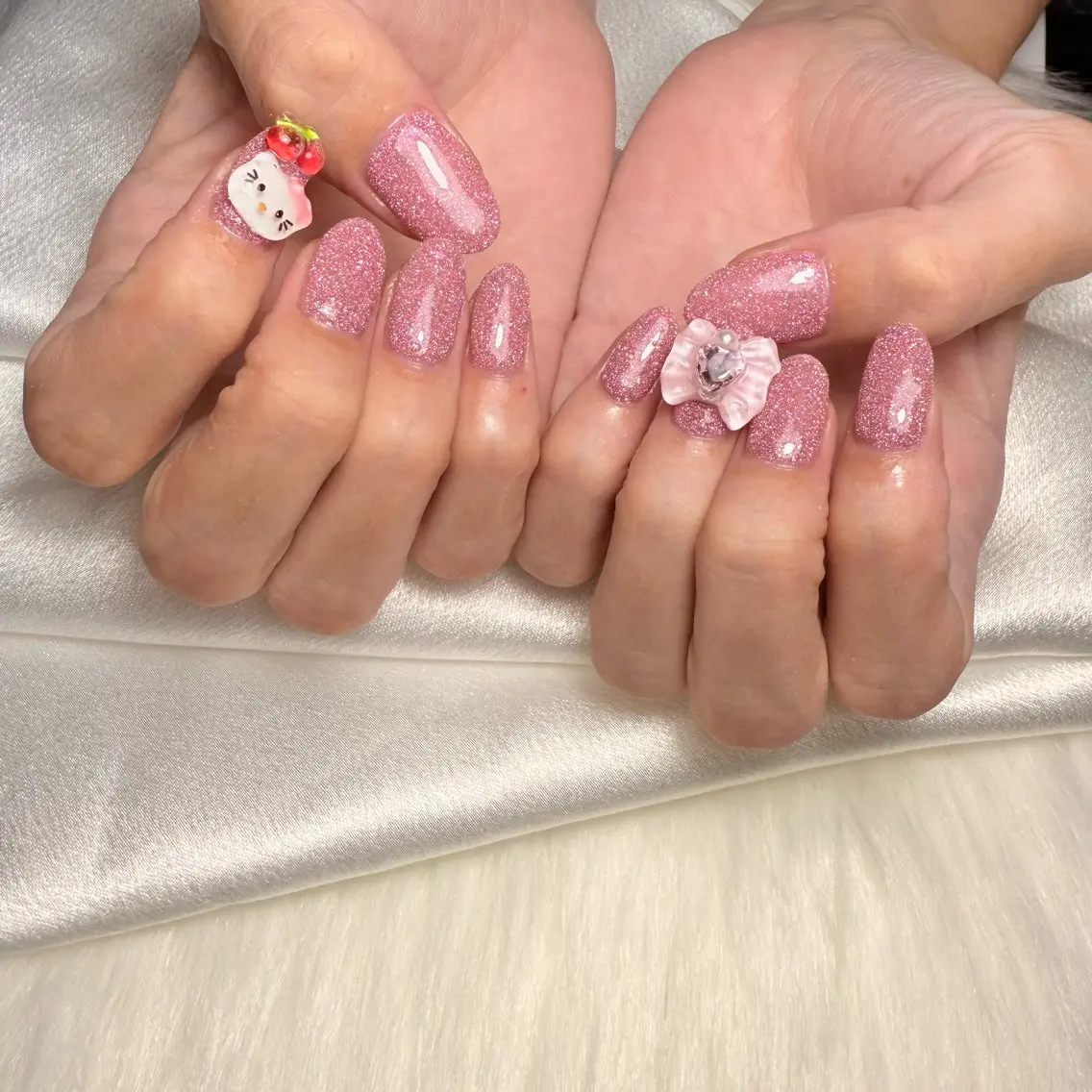 ネイル アートネイル 長さ出し フラッシュネイル ガーリー キラキラネイル ハンドネイル 🌹Belle Nail🌹のネイルデザイン