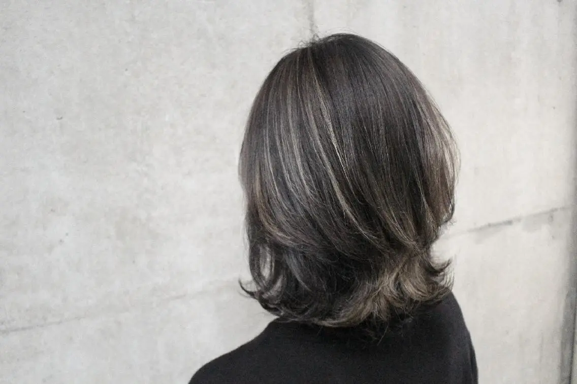 ミディアム 山下 翔のヘアスタイル