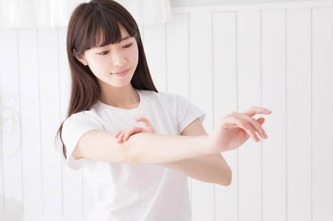 【女性限定】ひじ下(手の甲指を含む)1回の写真