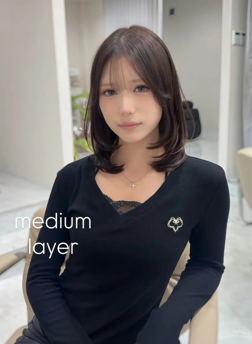 ミディアム カラー ヘアアレンジ ミディアムレイヤー 韓国風ヘア レイヤーカット カット ヘアカラー 加藤あいり／大人 可愛いモテカラー♡のヘアスタイル