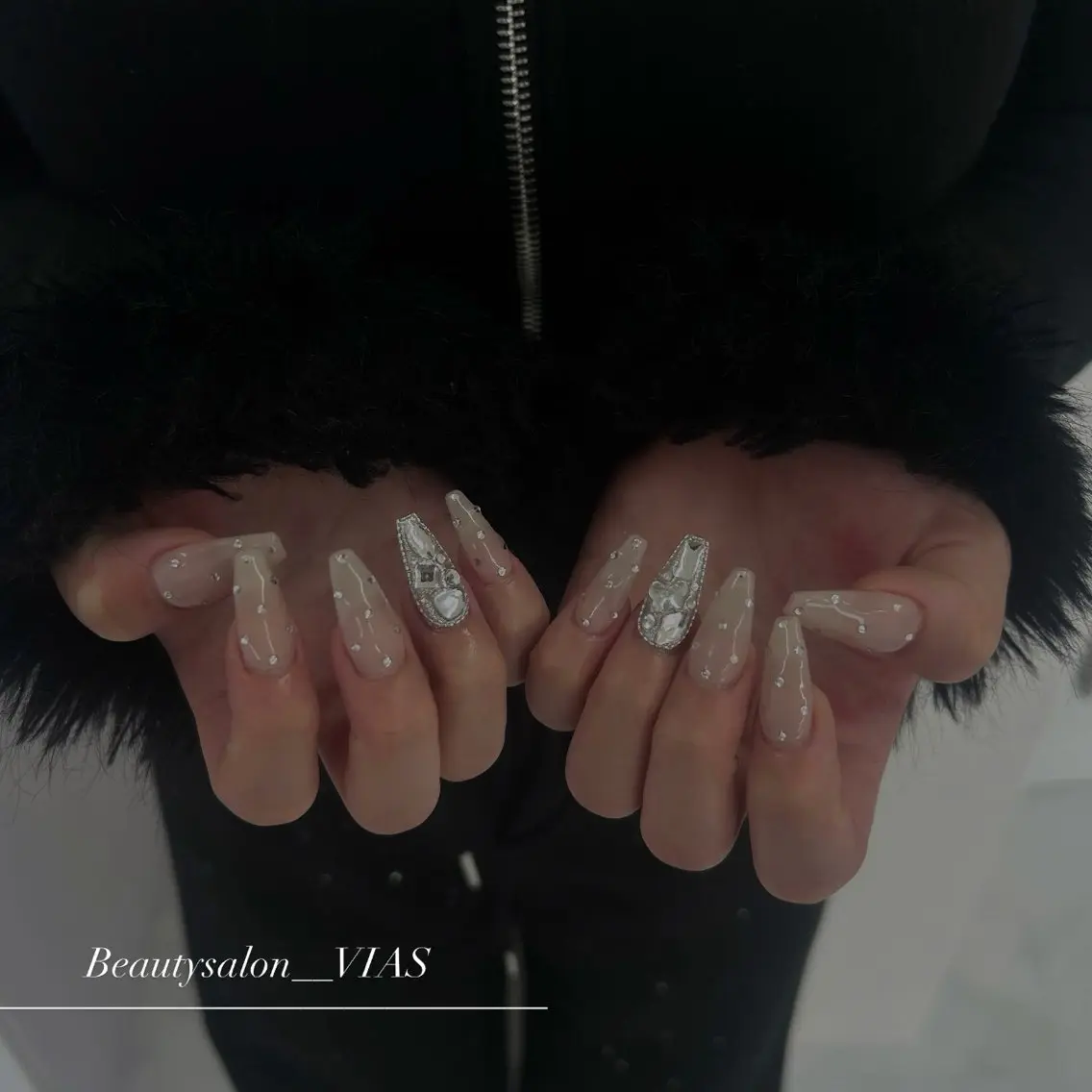 ネイル ハンドネイル VIAS 〜EYE&NAIL〜のマツエク・マツパデザイン