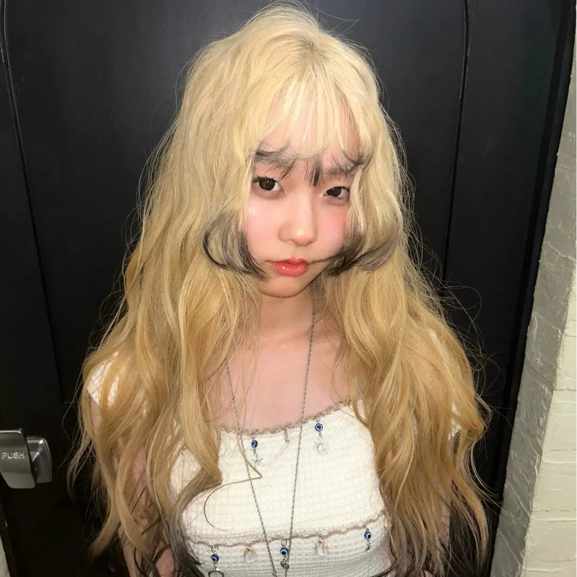 ロング カラー ユメナ ̖́-のヘアスタイル