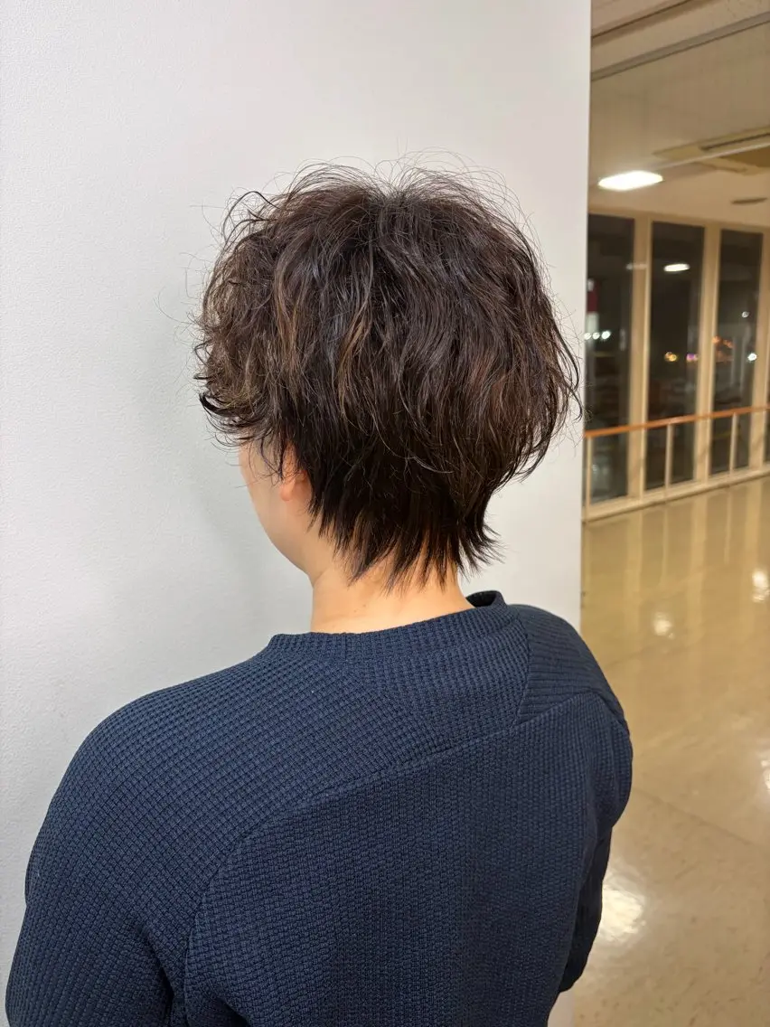 ショート ショートヘア ウルフカット レナークウィズ　北川 愛璃のヘアスタイル