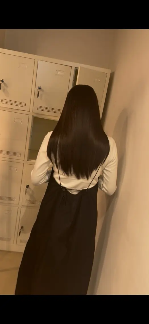 セミロング 髪質改善 トリートメント カット ヘアカラー トリートメント 梅雨対策の美髪矯正× 艶髪/賀川サトシのヘアスタイル