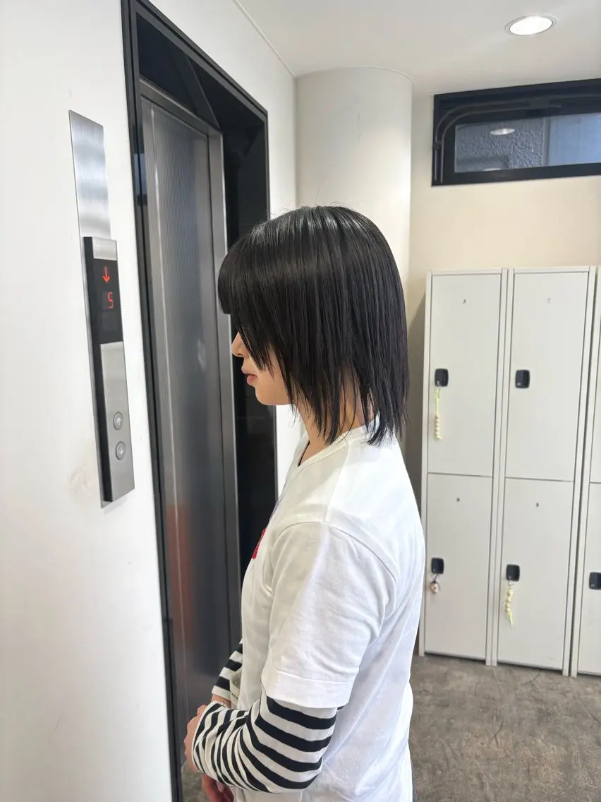 ミディアム 髪質改善 縮毛矯正 レイヤー/髪質改善/ 吉野　妃香のヘアスタイル