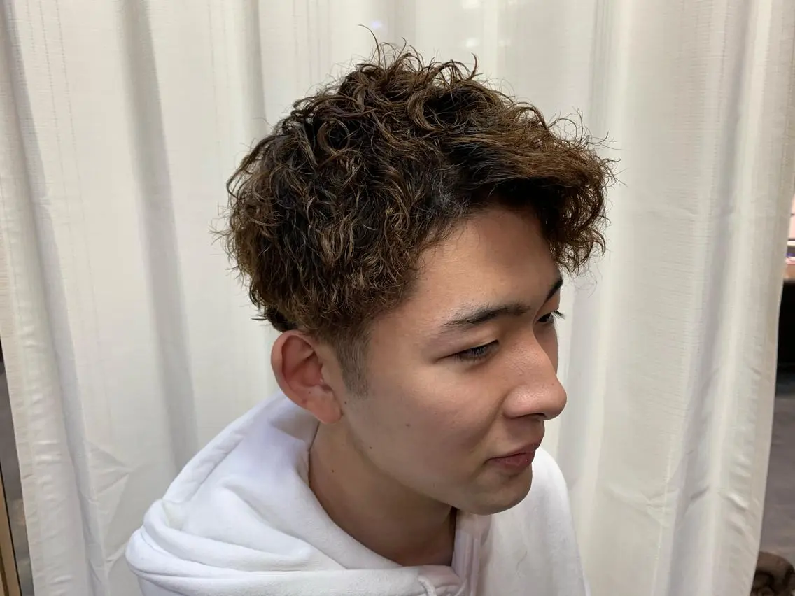 ショート パーマ メンズ特化西村 雄太のヘアスタイル