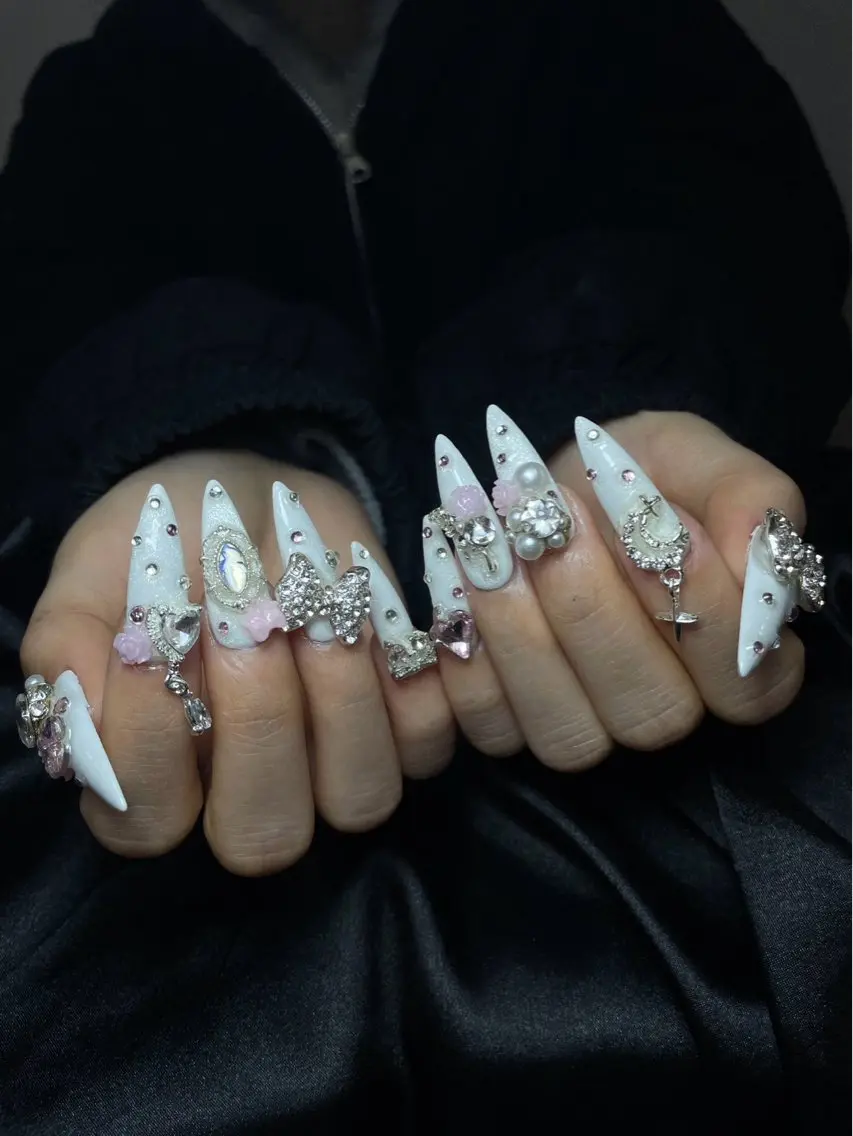 ネイル ブラウン チークネイル 桜ネイル 長さ出し フットネイル ハンドネイル XIINH NAIL SALONのネイルデザイン