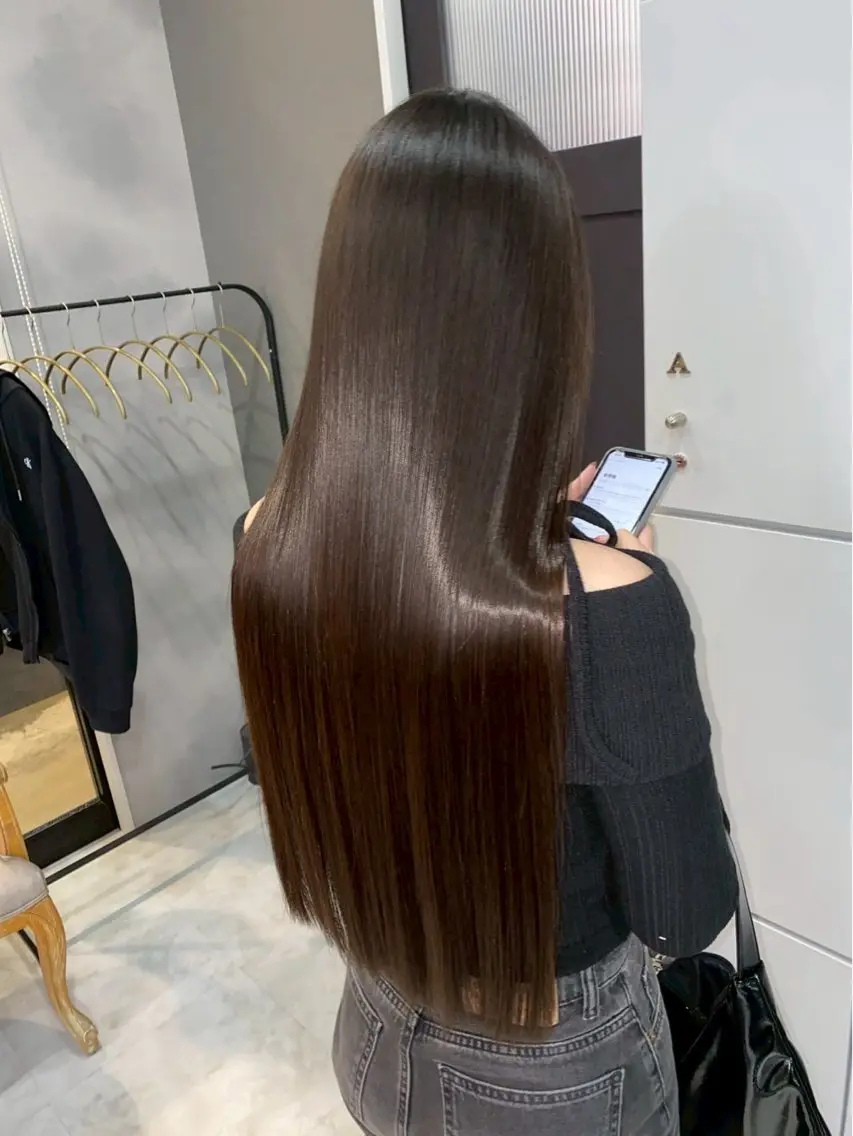 縮毛矯正　モデルメニューの写真