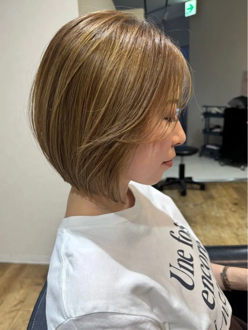 ショート ボブ カット トリートメント 辻田 七海のヘアスタイル