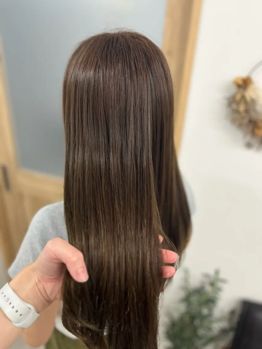 ロング カラー ベージュカラー オリーブベージュ カット ヘアカラー トリートメント 🫧ぷる艶カラー🫧 Yuubi🦩のヘアスタイル