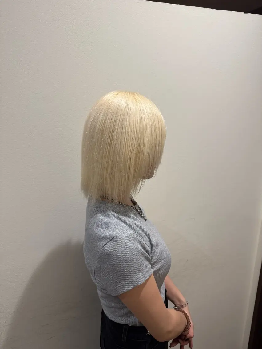 ミディアム カラー ブリーチ トリートメント カット ヘアカラー トリートメント yui 透明感カラー /パーマ/レイヤーのヘアスタイル