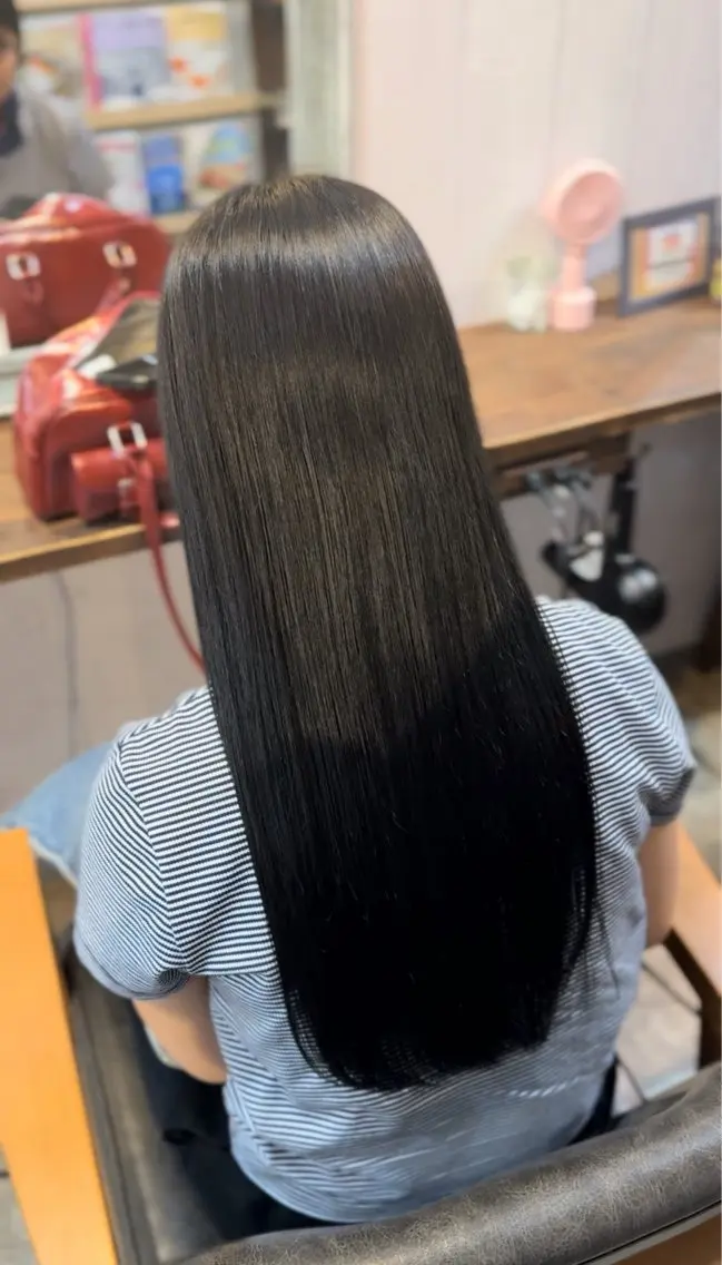 ロング 髪質改善 八木 輝のヘアスタイル