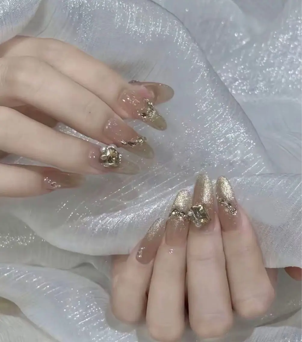 ネイル チークネイル フットネイル フレンチネイル グラデーション 韓国ネイル YUKI NAILのネイルデザイン