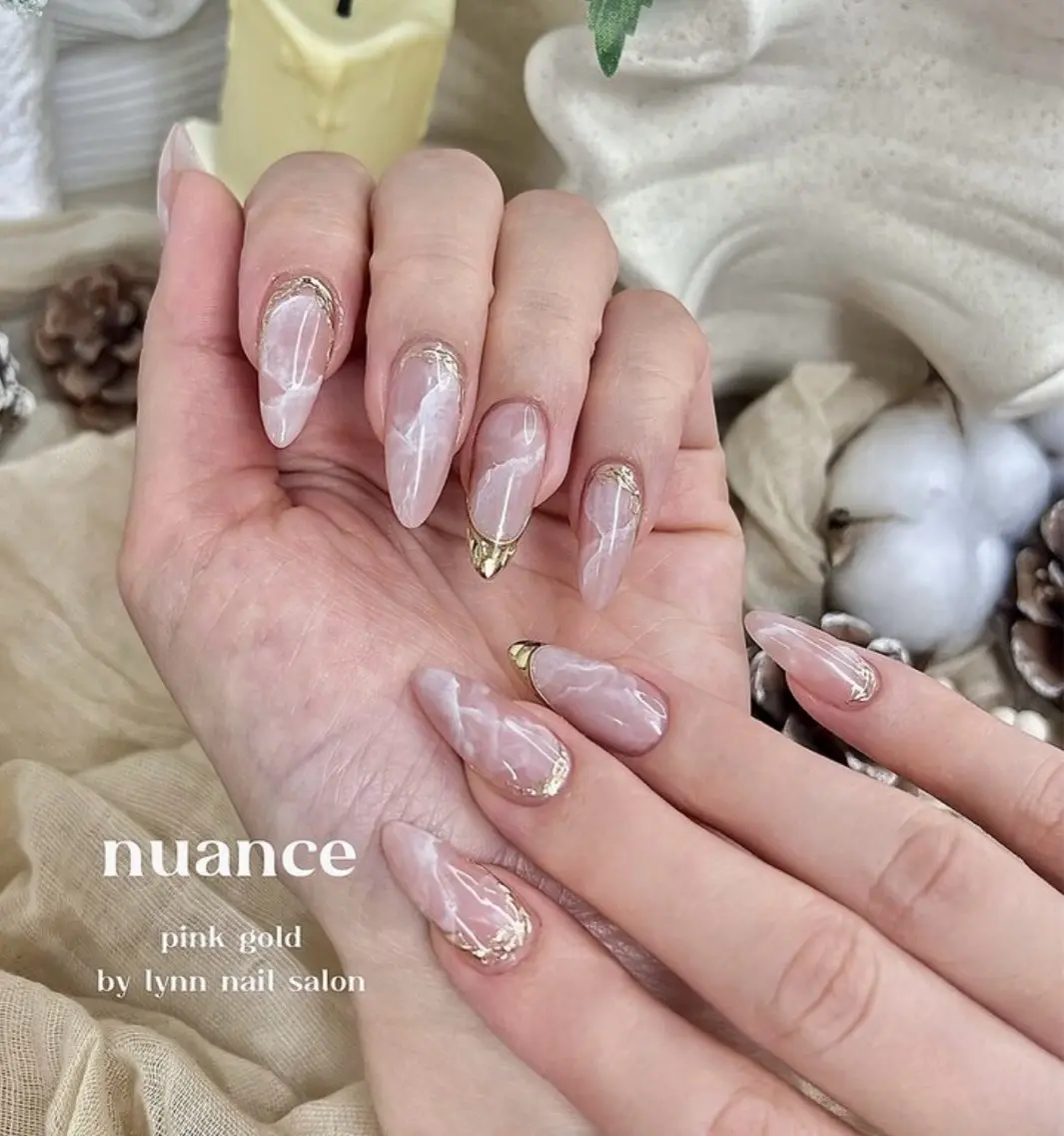 ネイル 桜ネイル フットネイル フレンチネイル グラデーション 氷ネイル・うるうるネイル Lynn_ Nailのネイルデザイン